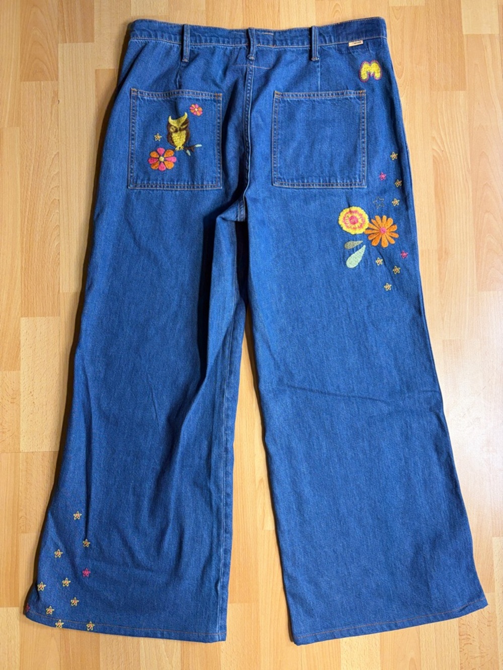 MOTHER The Heyday Hustler Roller Wide Leg in Hodgepodge Floral Embroidery - Picture 11 of 16